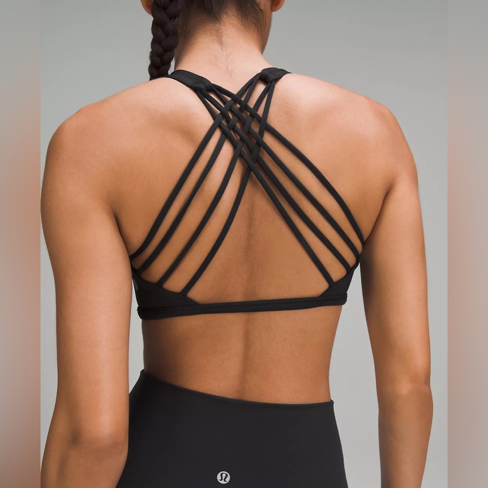 Lululemon Free to be Bra